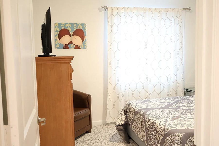 Guest Bedroom 1