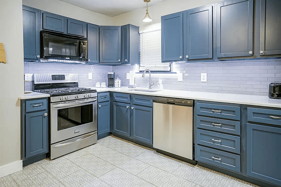 Kitchen: Equipt with Pots, Pans, Blender, Traditional Coffee Maker, Utensils, Plates, Cups, Mugs, Cutlery, etc.
