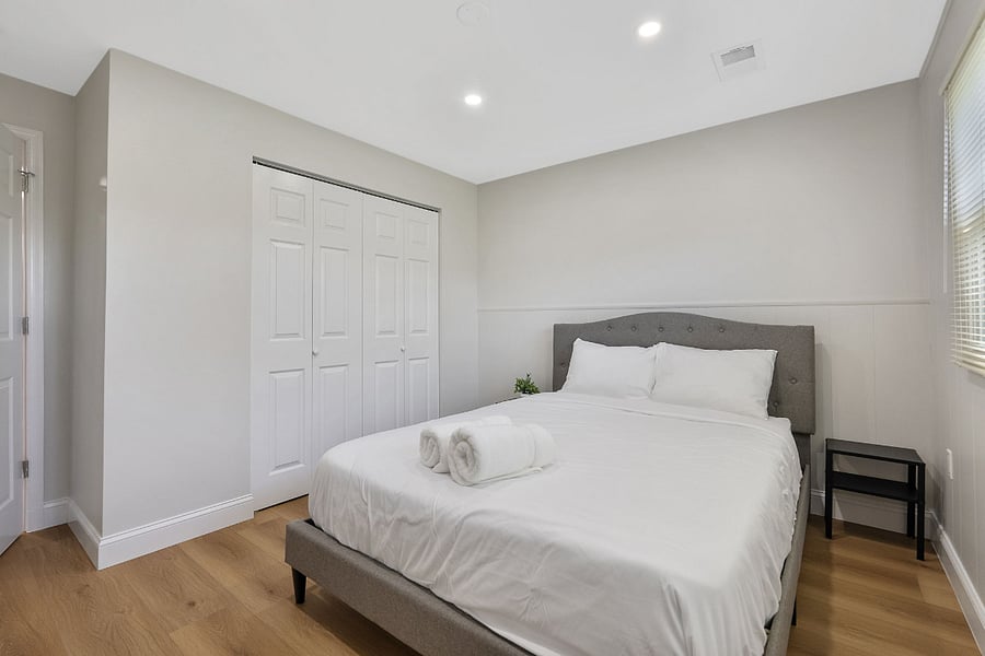 Furnished Finder property 838877_1 photo 13