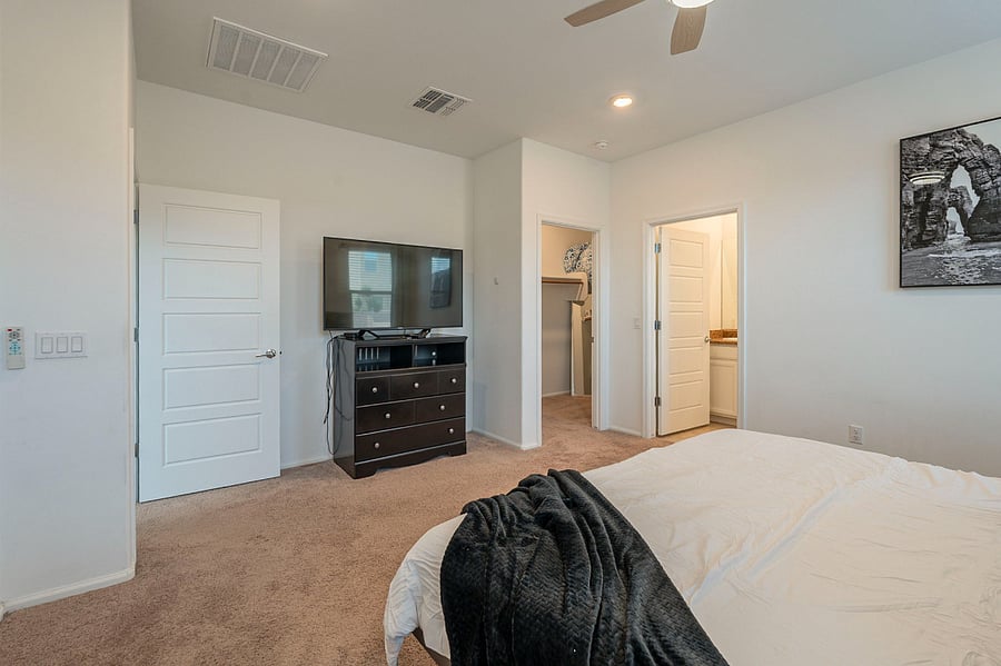 Furnished Finder property 838881_1 photo 8