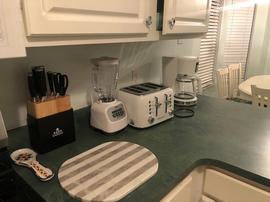 Kitchen small appliances