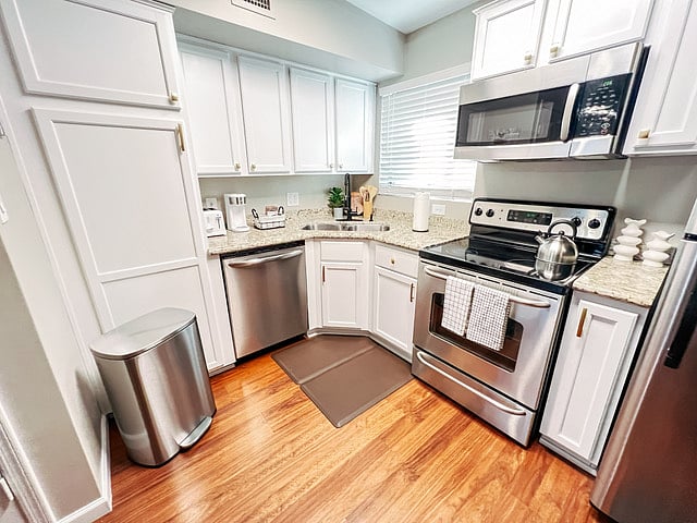 Furnished Finder property 838959_1 photo 12