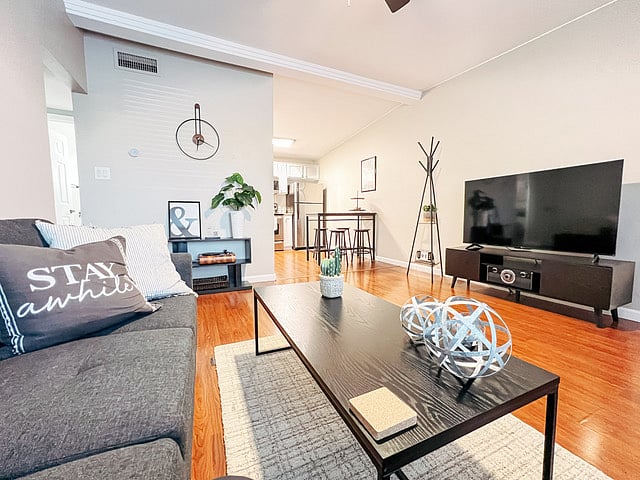 Furnished Finder property 838959_1 photo 5