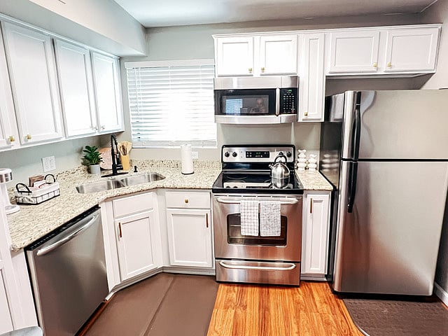 Furnished Finder property 838959_1 photo 14
