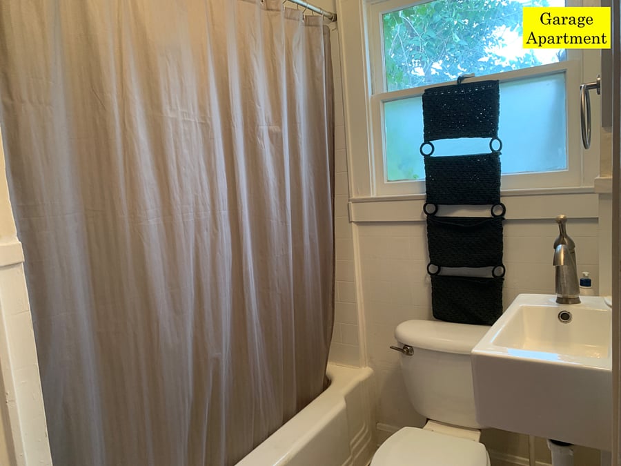 Furnished Finder property 839018_1 photo 13