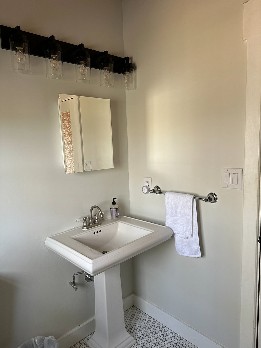 Furnished Finder property 839058_1 photo 27