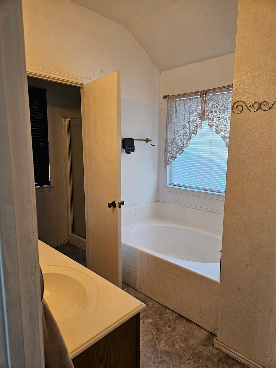 Furnished Finder property 839094_1 photo 10