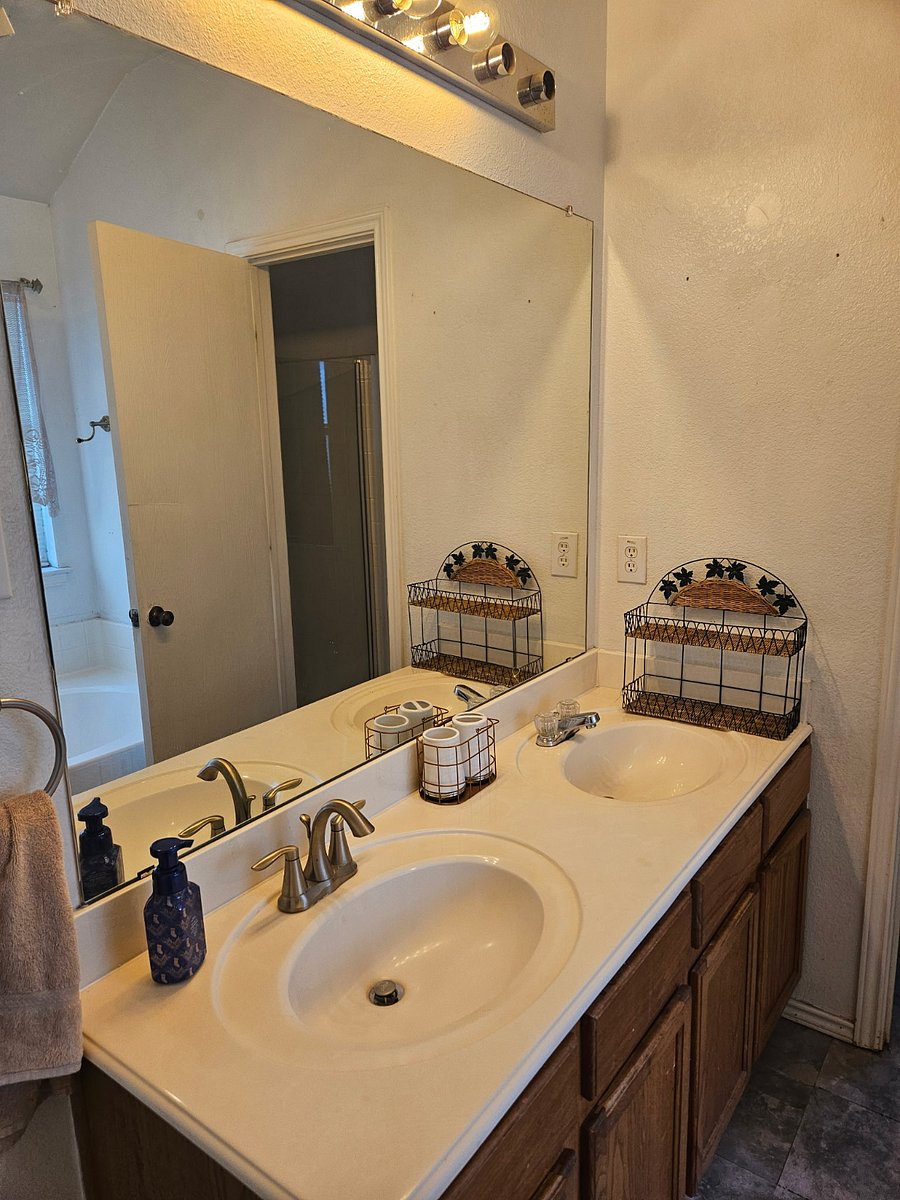 Furnished Finder property 839094_1 photo 11