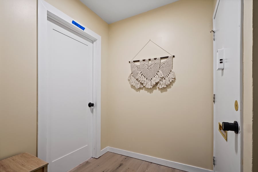 Furnished Finder property 839236_8 photo 32