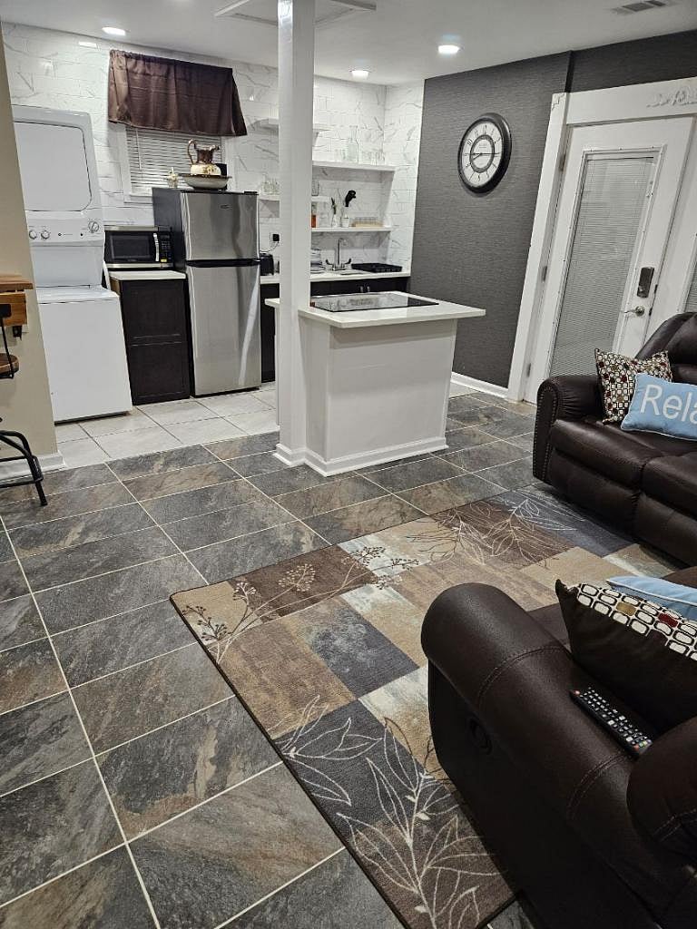 Furnished Finder property 839349_1 photo 18
