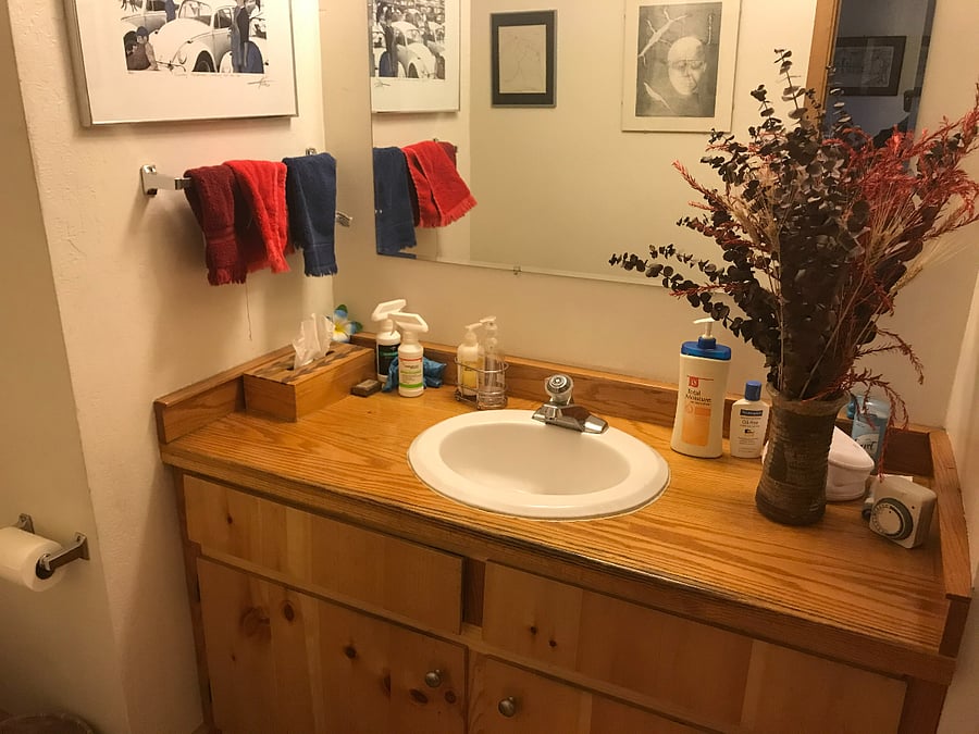 GUEST BATHROOM