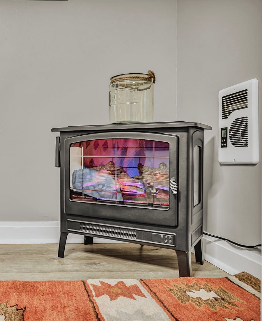 A Little Warmth After a Long Day Electric fireplaces in both bedrooms add warmth, ambiance, and a special touch on chilly Cleveland evenings.