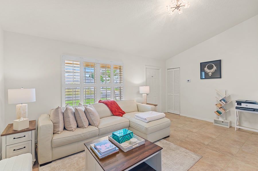 Furnished Finder property 839502_1 photo 3