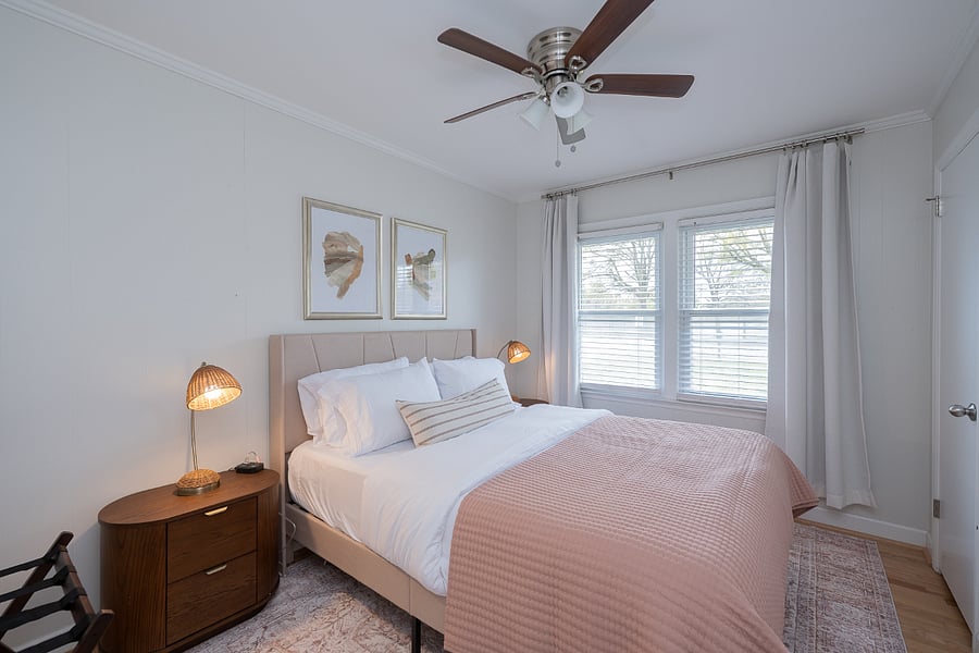 Queen bed