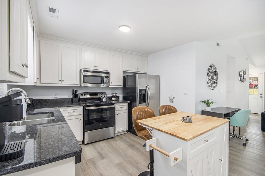 All new stainless steel kitchen appliances 