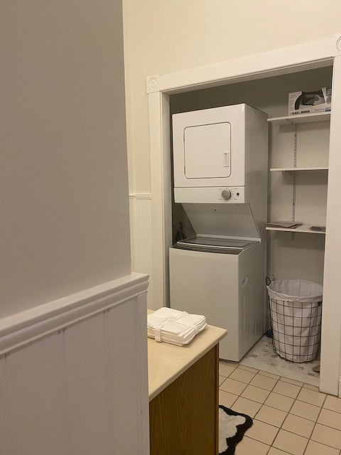 Washer dryer in large bathroom
