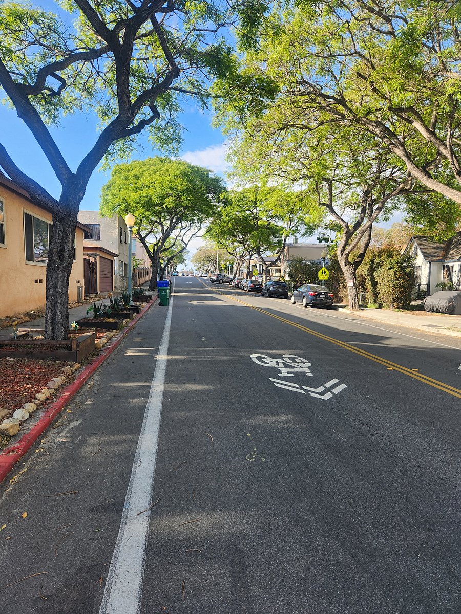 neighborhood vibes