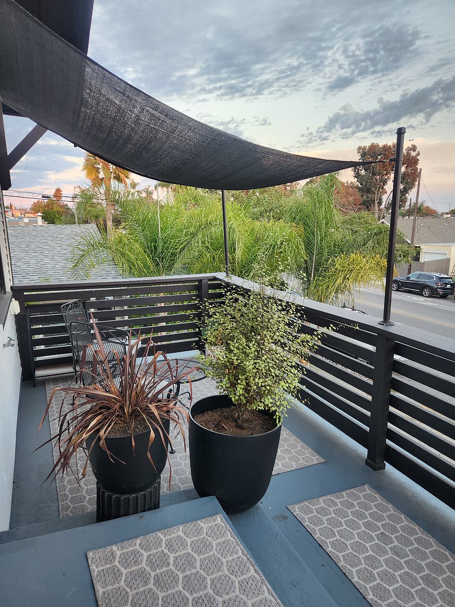 perfect place for morning coffee....