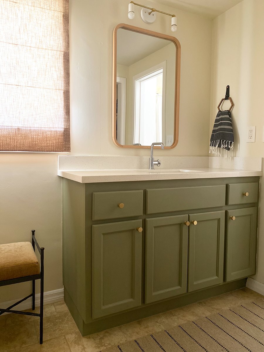 Primary vanity