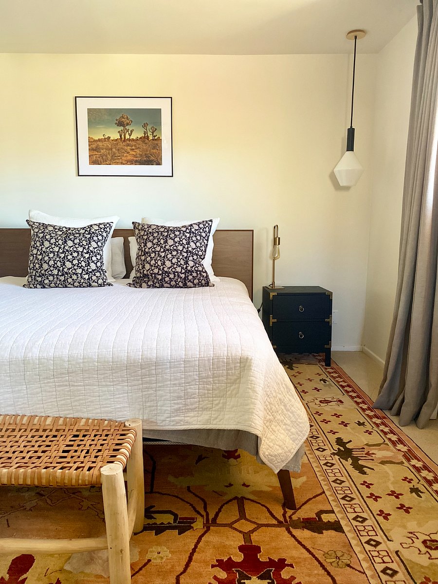 Primary suite