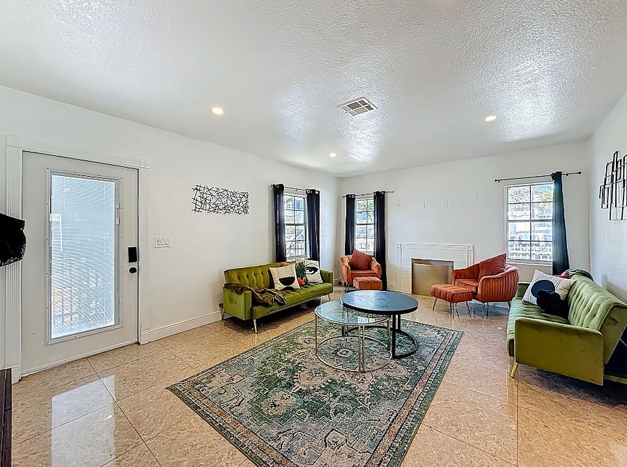 Furnished Finder property 839989_1 photo 3