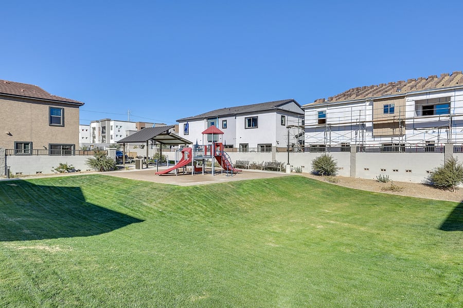 Furnished Finder property 840019_1 photo 17