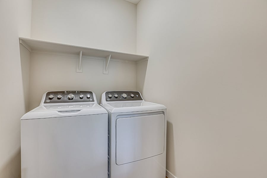 Furnished Finder property 840019_2 photo 14