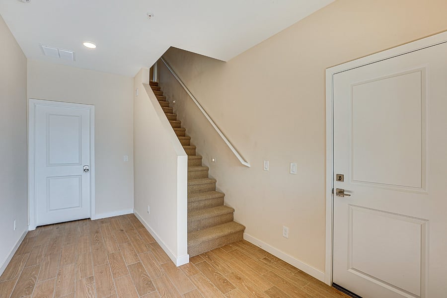 Furnished Finder property 840019_2 photo 15