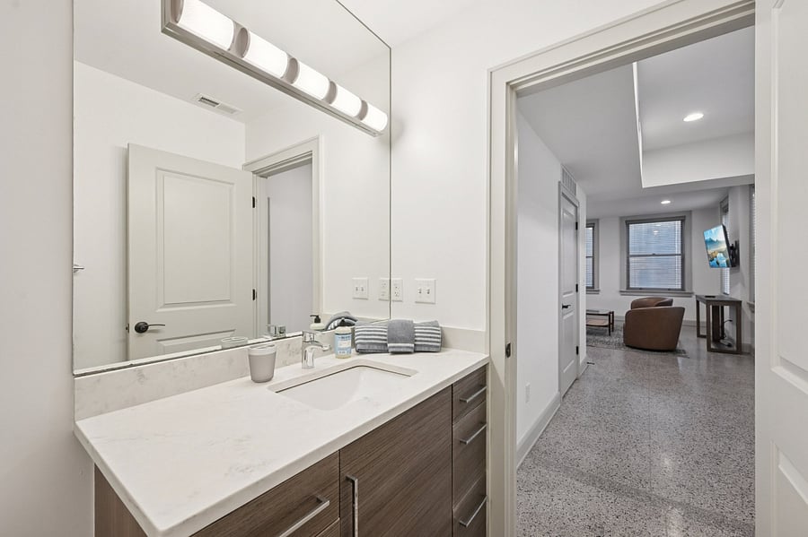 Furnished Finder property 840023_1 photo 8