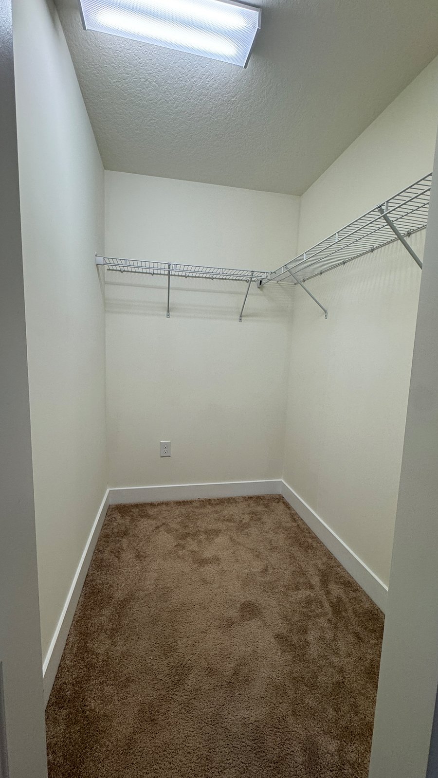 Furnished Finder property 840230_1 photo 13