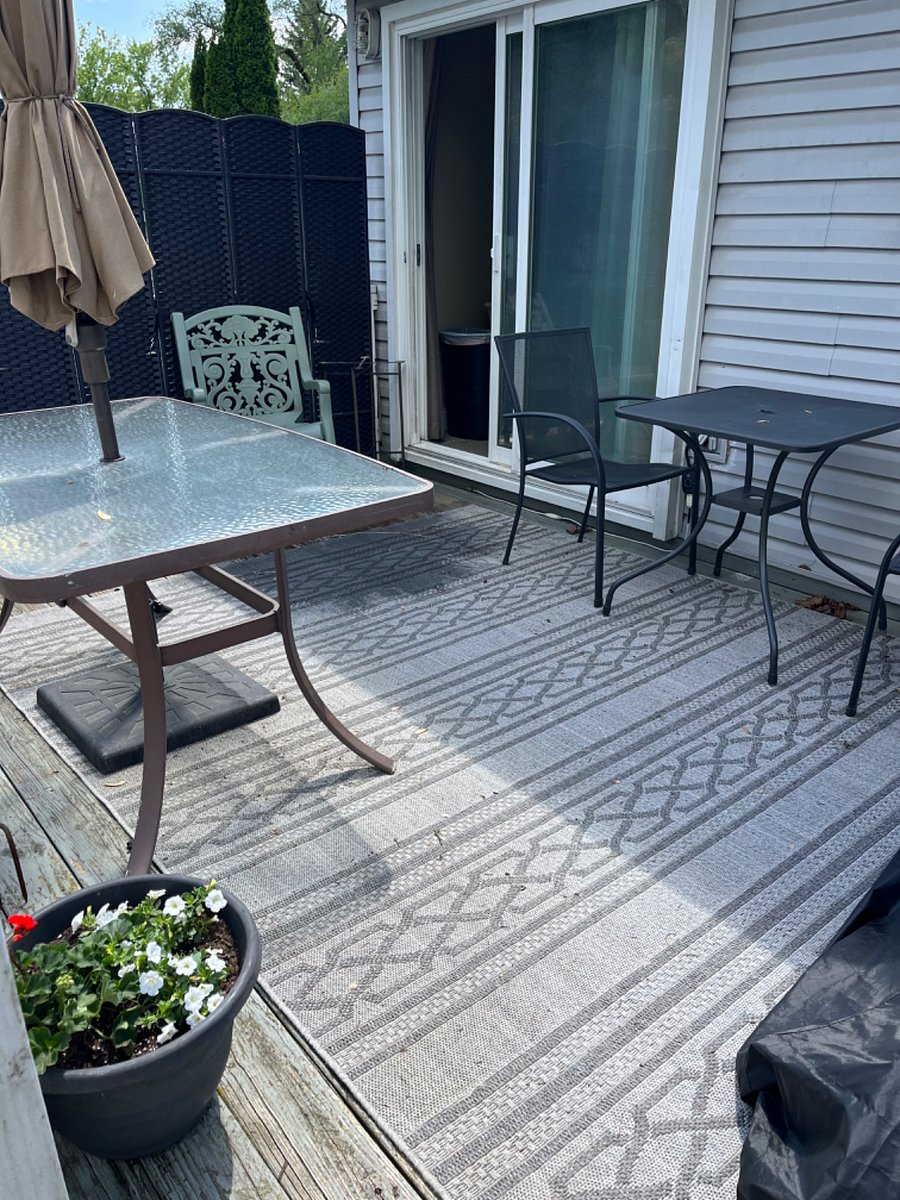 Relax on the Deck off the kitchen / enjoy some fresh air & unwind