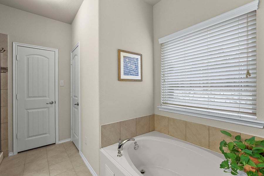 Furnished Finder property 840464_1 photo 35