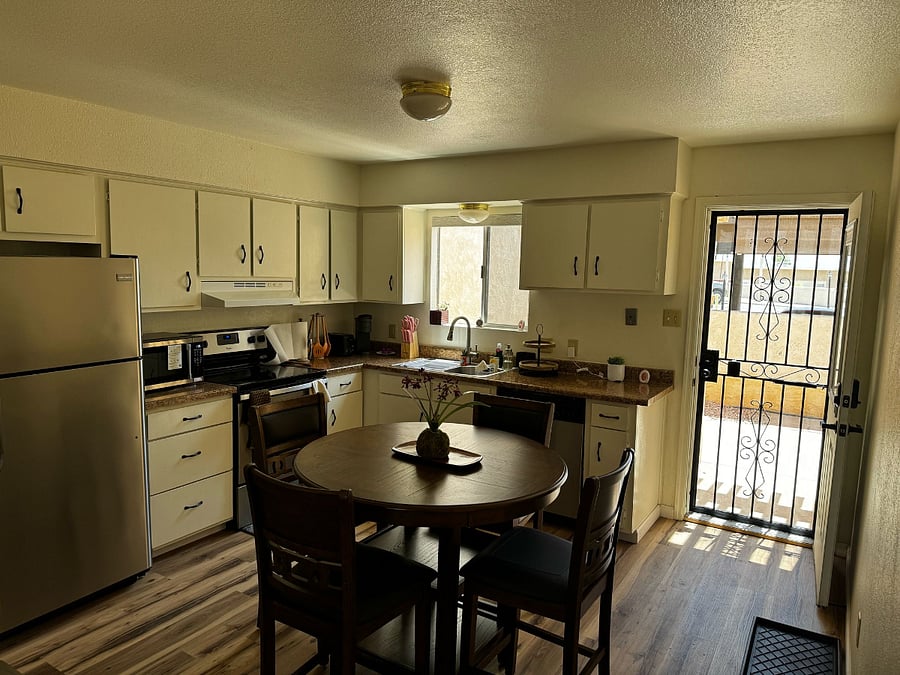 Furnished Finder property 840520_1 photo 2