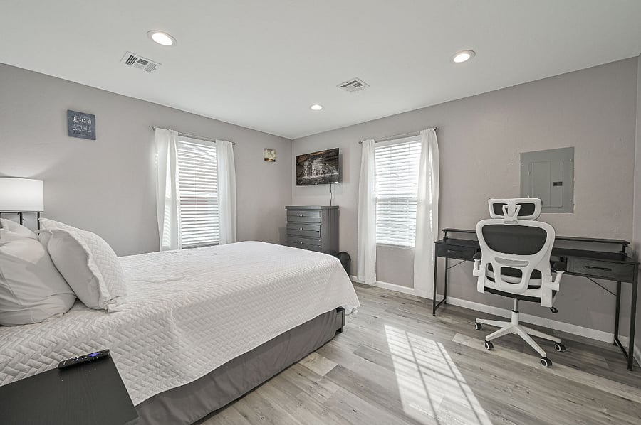 Furnished Finder property 840562_1 photo 14