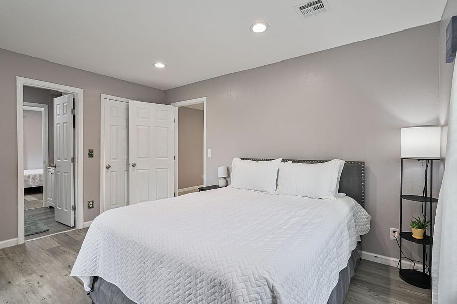 Furnished Finder property 840562_1 photo 16
