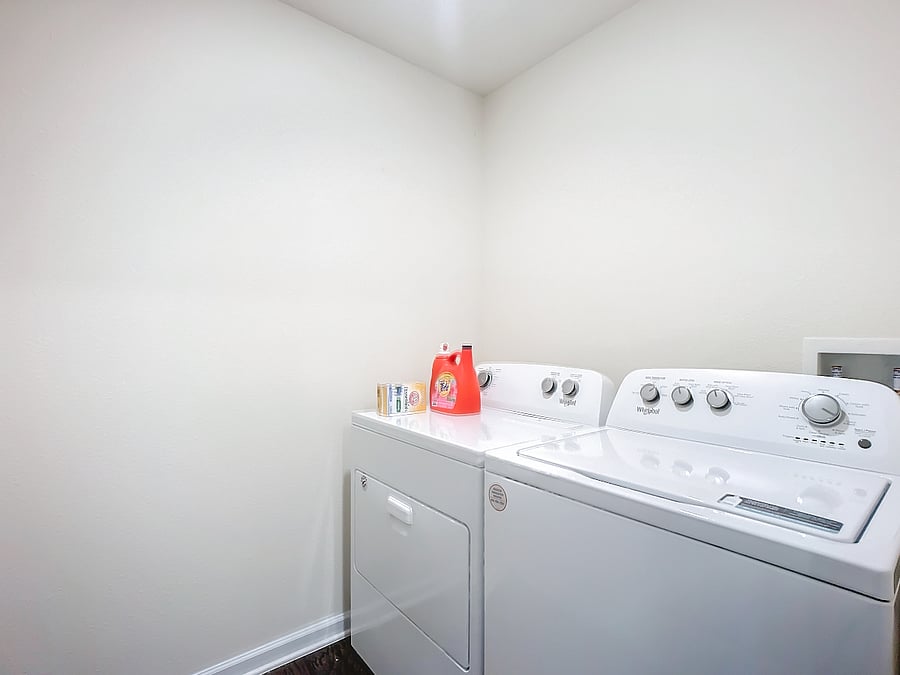 Furnished Finder property 840700_1 photo 23