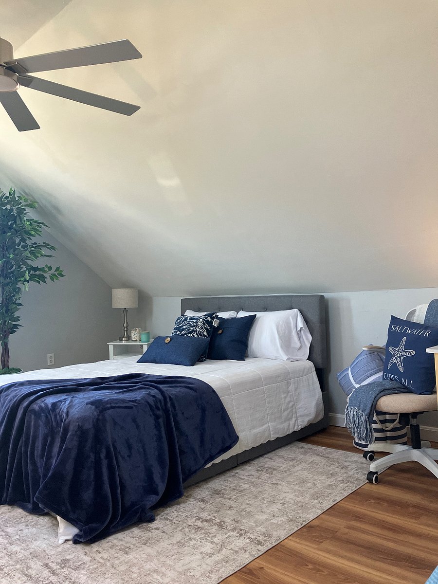 Queen size bed
