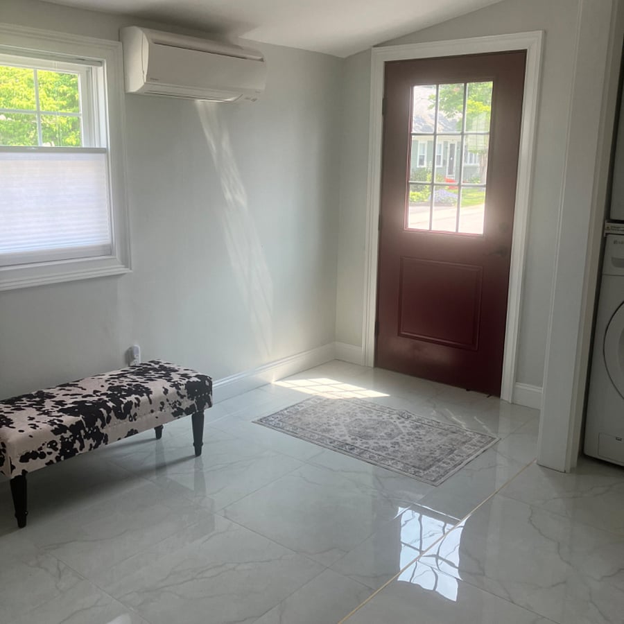 Entry way mud room