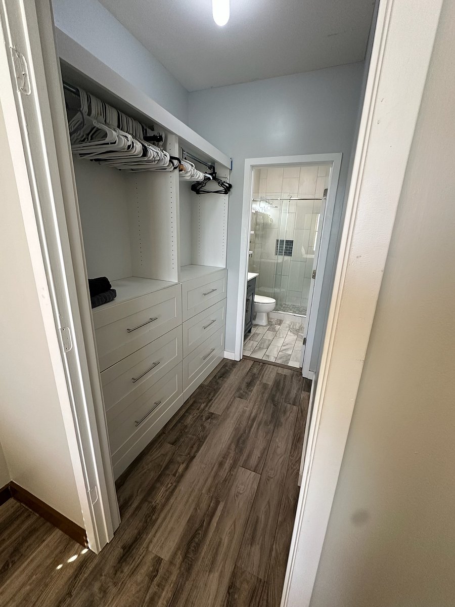 Master Bedroom On Suite Bathroom