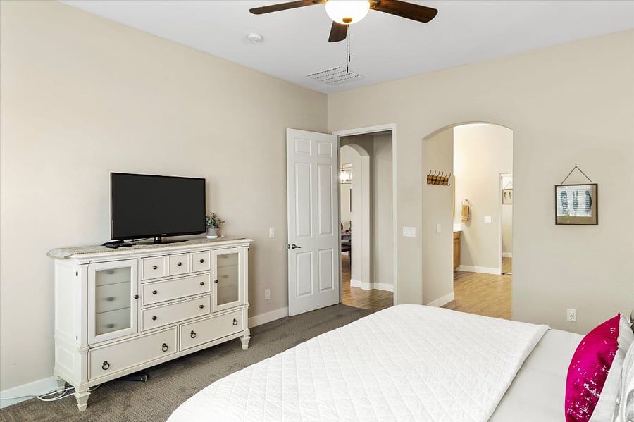 Furnished Finder property 840772_1 photo 21