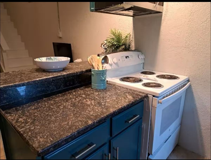 Furnished Finder property 840803_1 photo 11