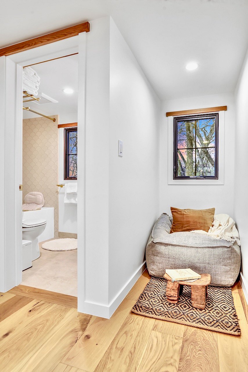 Reading nook with outlets.