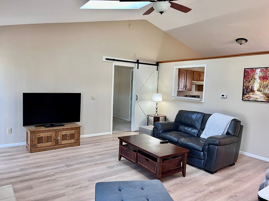 Furnished Finder property 840880_1 photo 4