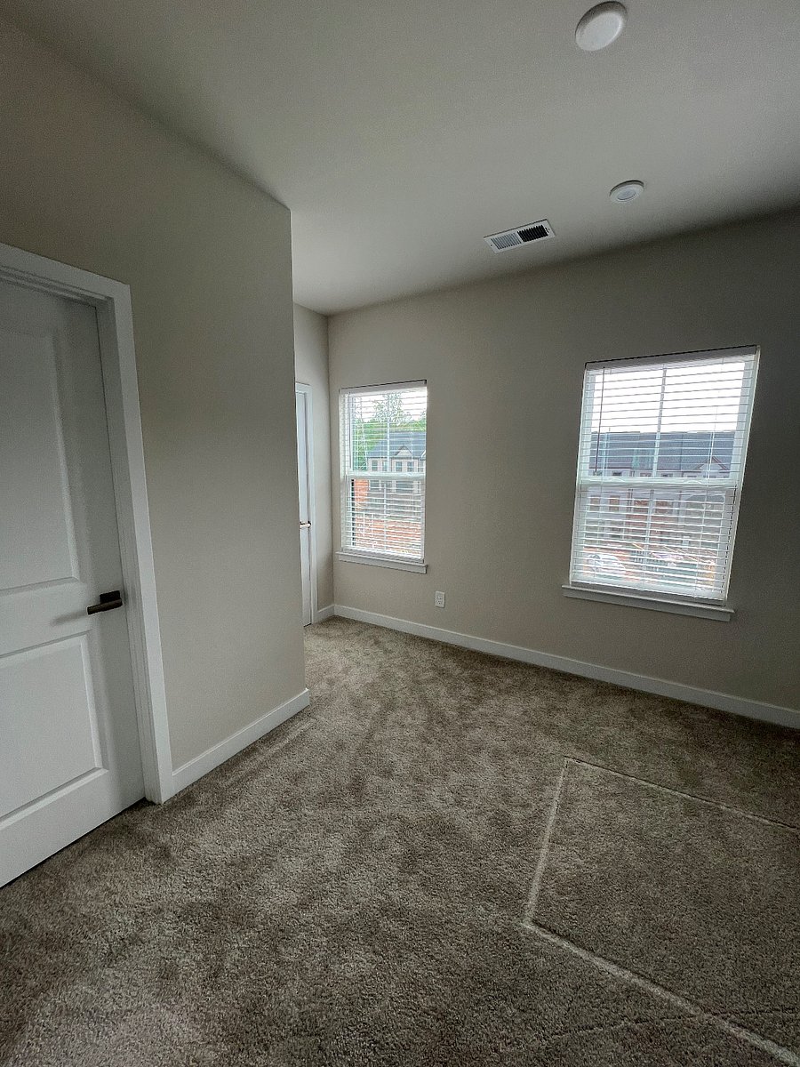 Furnished Finder property 840904_1 photo 15