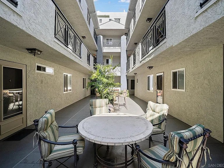 Furnished Finder property 840958_1 photo 12