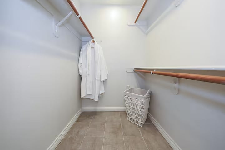 Furnished Finder property 841081_1 photo 13