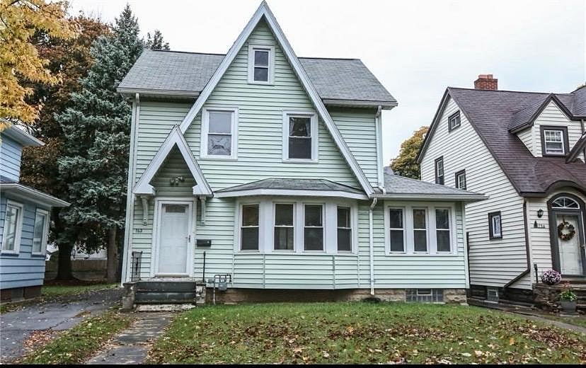 House Exterior 
