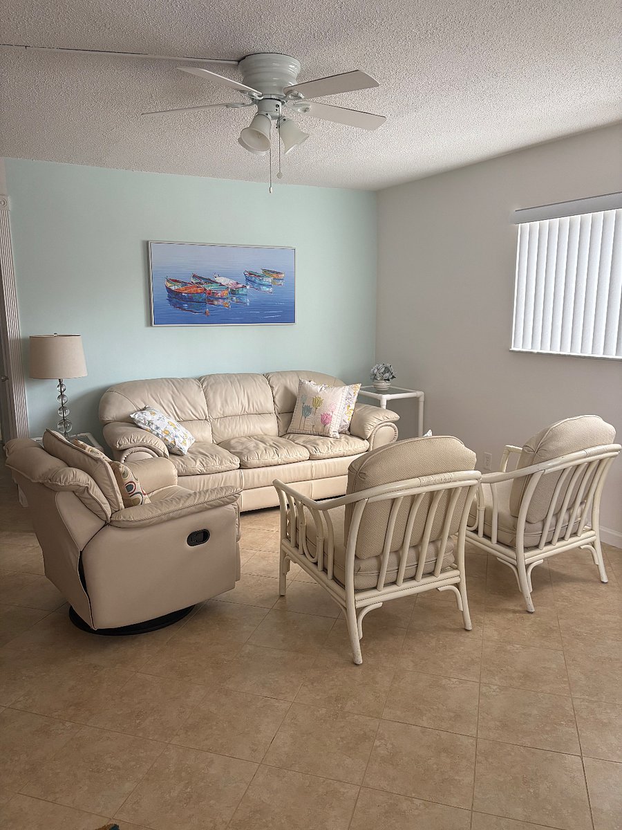 Living - recliner chair.