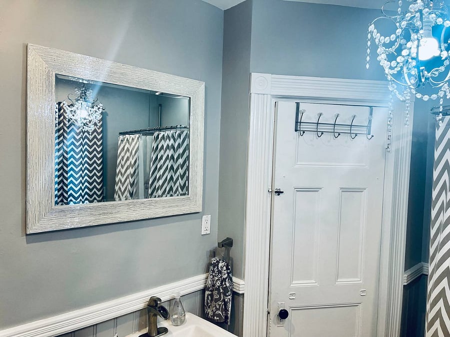 Bathroom - Illuminating Chandelier Lighting within the bathroom