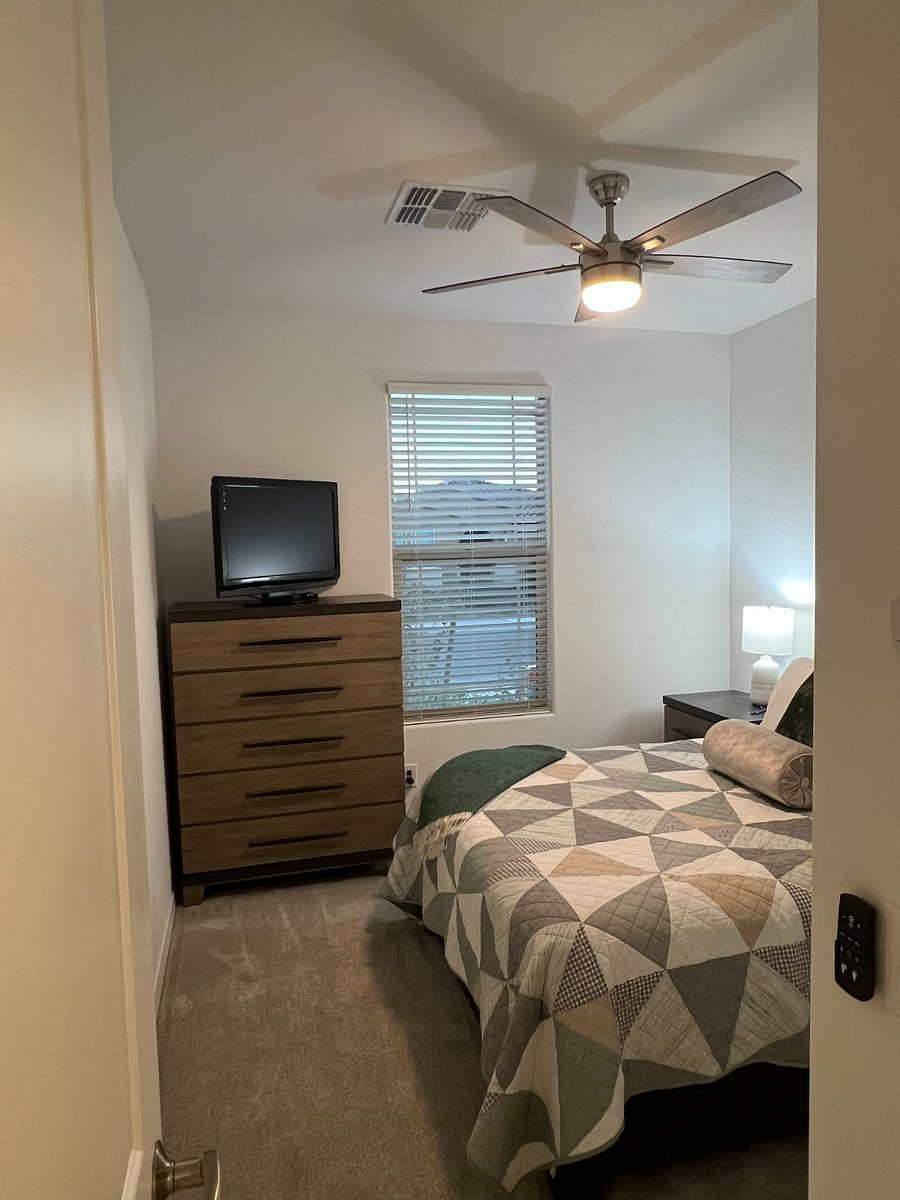Front bedroom